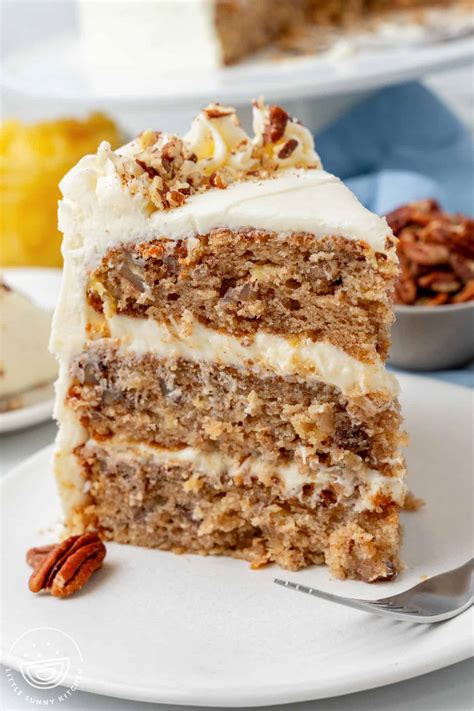 Hummingbird cake