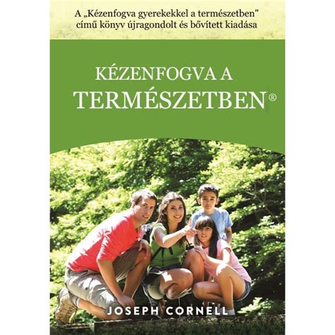 Piknikező család a természetben