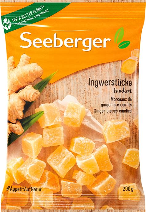 friss gyömbérdarabok és fokhagymagerezdek