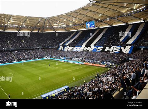 A Hamburger SV stadionja, a Volksparkstadion látképe