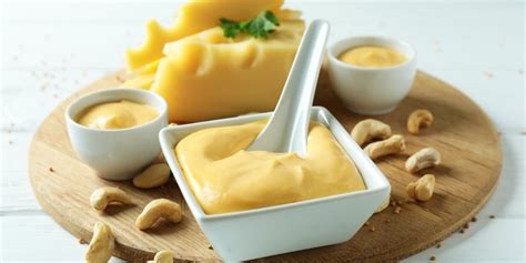 kép sajtszósz és nachosszal