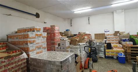 A romlott élelmiszerek és a mikrobiális növekedés közötti összefüggés