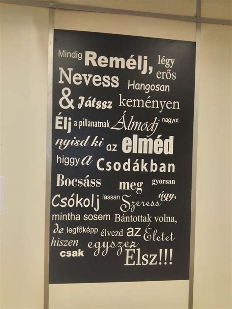 Egy motivációs plakát feliratokkal, mint 