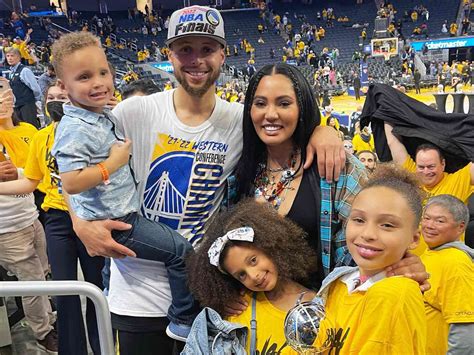 Stephen Curry és családja