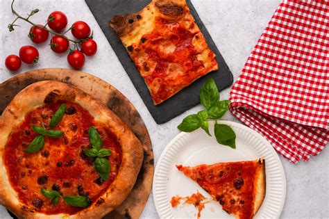 Pizzatészta és alapanyagok