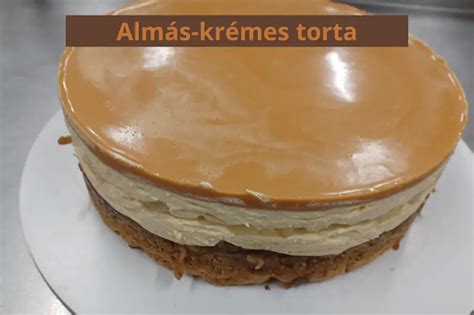 Szeletelt mandulás almás torta habcsókkal és krémes töltelékkel