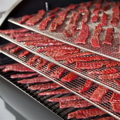 fa pellet grillsütőben készített jerky
