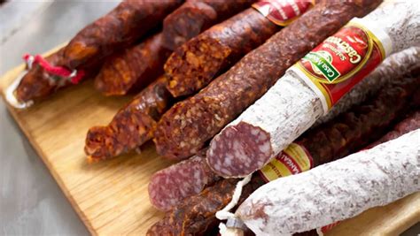 Különböző kolbászfajták