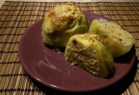 Zöldséges töltött patisszon tálalásra készen