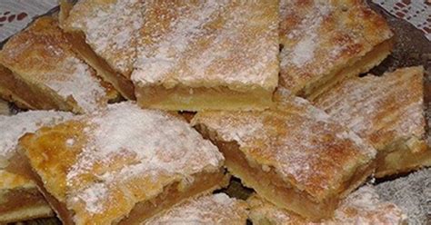 almás pite sütése