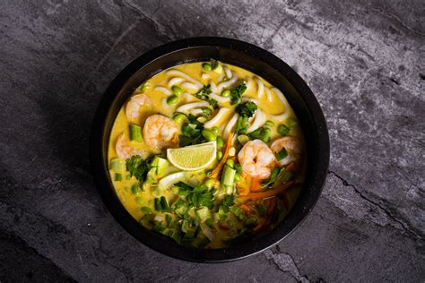 húsgombócos thai curry leves