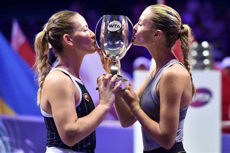 Babos Tímea és Kristina Mladenovic együtt