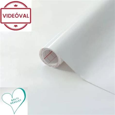 Öntapadós fólia eltávolítása hajszárító segítségével