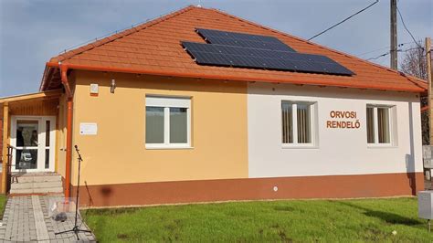 A Dobos László Orvosi Rendelő épülete