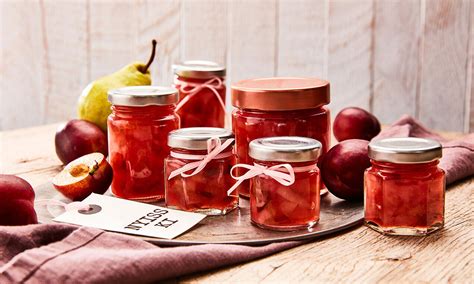 körte-szilvadzsem a Dr. Oetker logóval ellátott üvegben