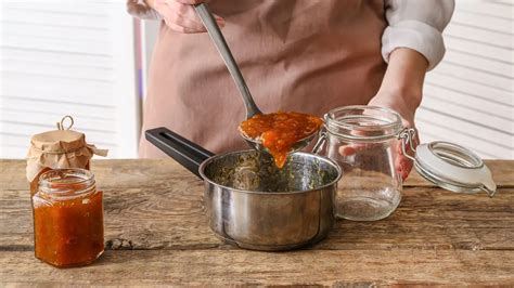 befőttesüvegek sterilizálása és előkészítése