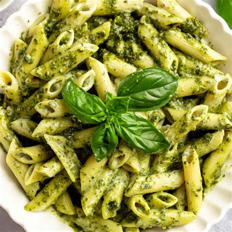 Felbontott bolti pesto