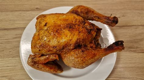 Rotisserie grillcsirke forgatva