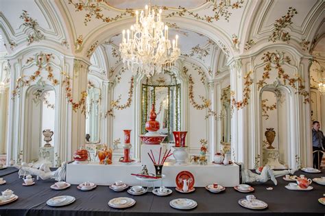 Apicius Kávéház Herendi porcelánnal