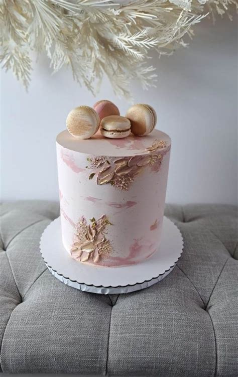Elegáns torta buborékos ostyával