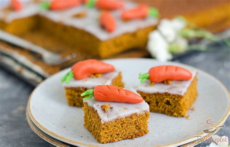 fehér csokis mascarponés répatorta szelet