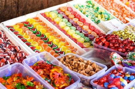 Édesipari termékek, amelyek sok színezéket tartalmazhatnak
