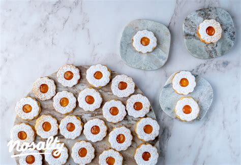 Linzer kekszek baracklekvárral