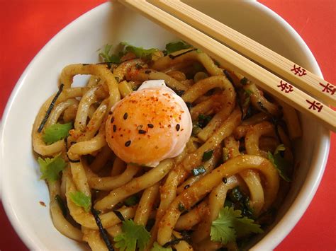 Udon tészta készítése