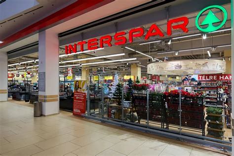 Interspar üzlet belső tere