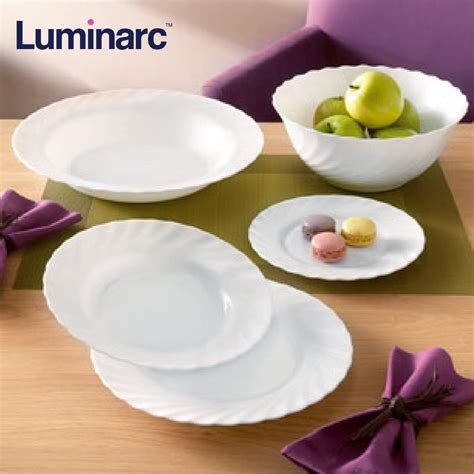 Comparison of Luminarc Carine and Trianon dinnerware sets