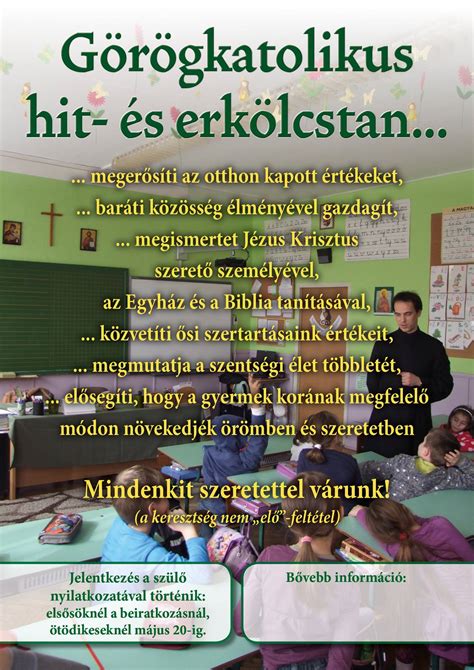 Belső kép a pácini Községi Könyvtárról, olvasókkal