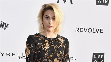 Paris Jackson egy jótékonysági rendezvényen, kiemelve a segítőkészségét és a társadalmi felelősségvállalását
