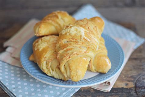 kifli és croissant