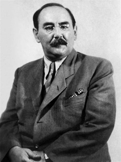 Nagy Imre emléktáblája a Szentkirályi-villán