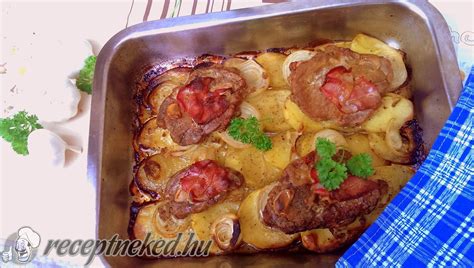 Tepsis mustáros tarja burgonyával