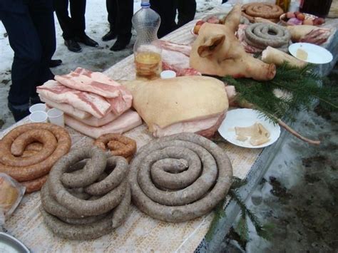 Hagyományos disznótor a magyar vidéken