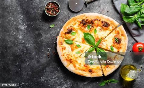A frissen sült pizza