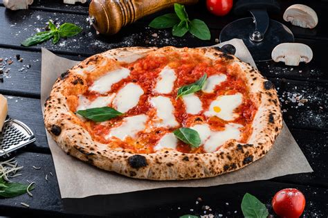 margherita és marinara pizza