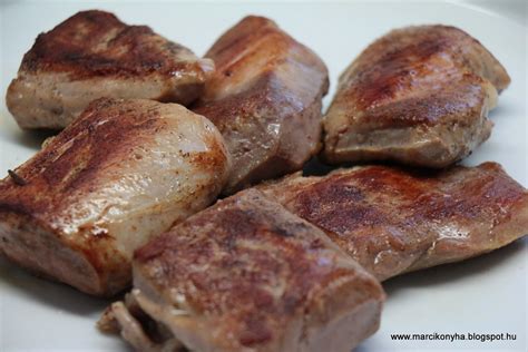 Sous vide sertésszűz szeletek mártással