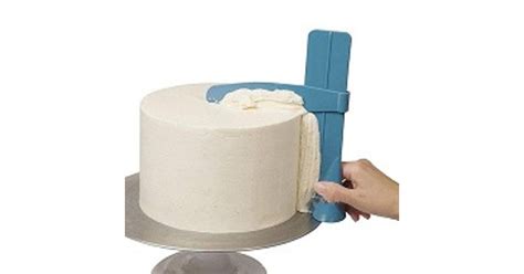 Tortaállvány és egyéb cukrászati eszközök