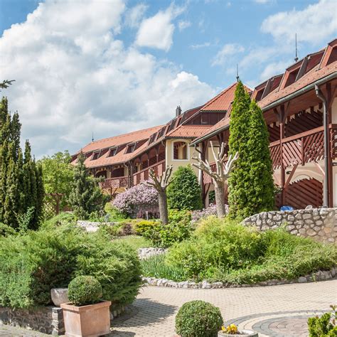 Club Dobogómajor apartmanok
