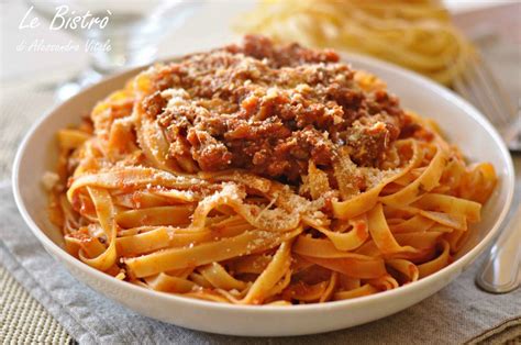 Tagliatelle al ragu bolognese