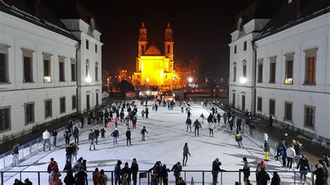 Pápa Fő tér a futóverseny idején