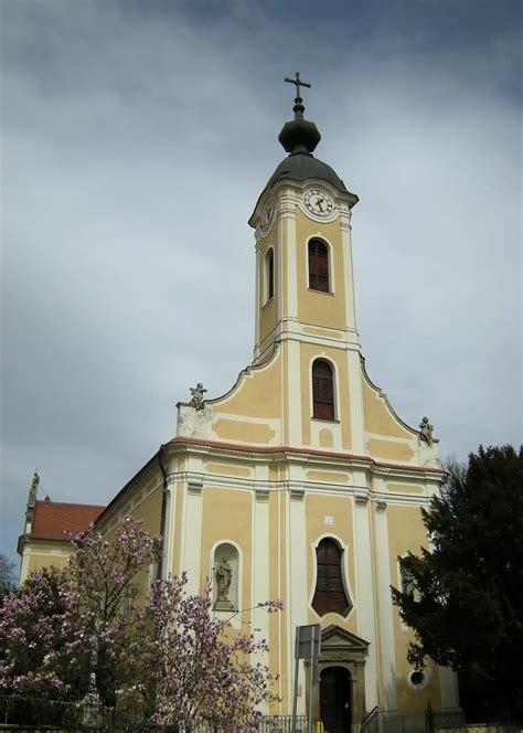 Monoki katolikus templom