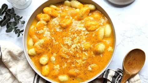 Bébiétel gnocchi sertéshússal