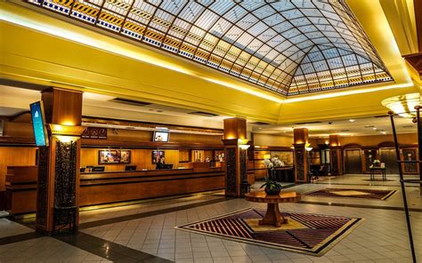 Aquincum Hotel Budapest éttermének belső képe