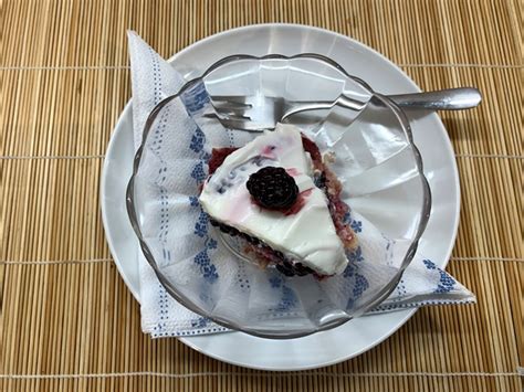 cserepes desszert tálalása