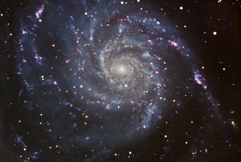 Spirális galaxisok és a hurrikánok mozgásának vizuális párhuzama