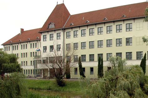 Erkel Ferenc Gimnázium Gyula épülete