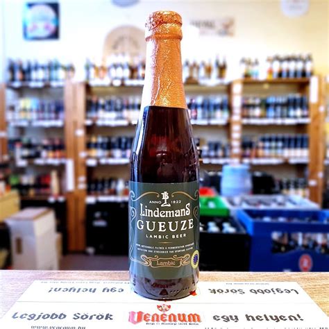 Különböző Lindemans sörök palackjai